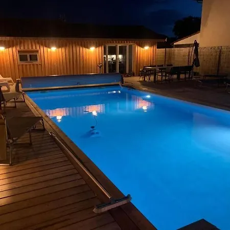 Le Petit Paradis Holiday home *