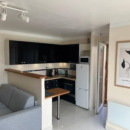 Le Petit Paradis * גוז'אן-מסטרה