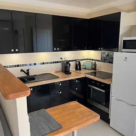 בית נופש Le Petit Paradis *