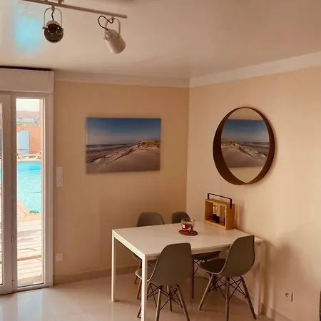 Semesterbostad Le Petit Paradis