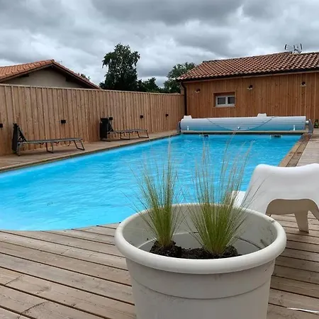 Semesterbostad Le Petit Paradis